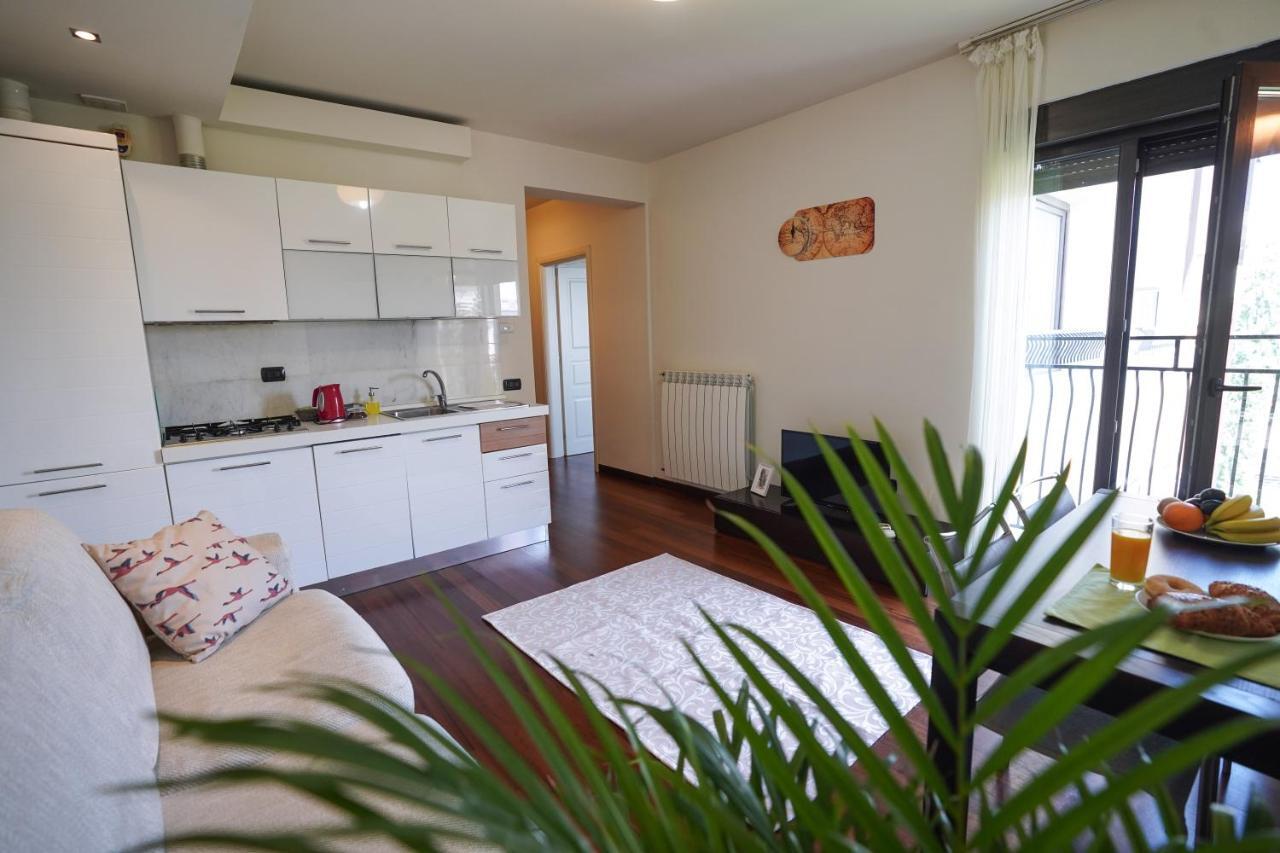 City Center Premium Apartments Bukarest Eksteriør billede